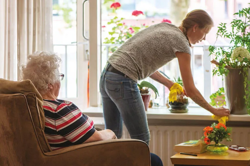 Zorgorganisaties luiden noodklok: Nederland kan niet zonder Hulp bij Huishouden